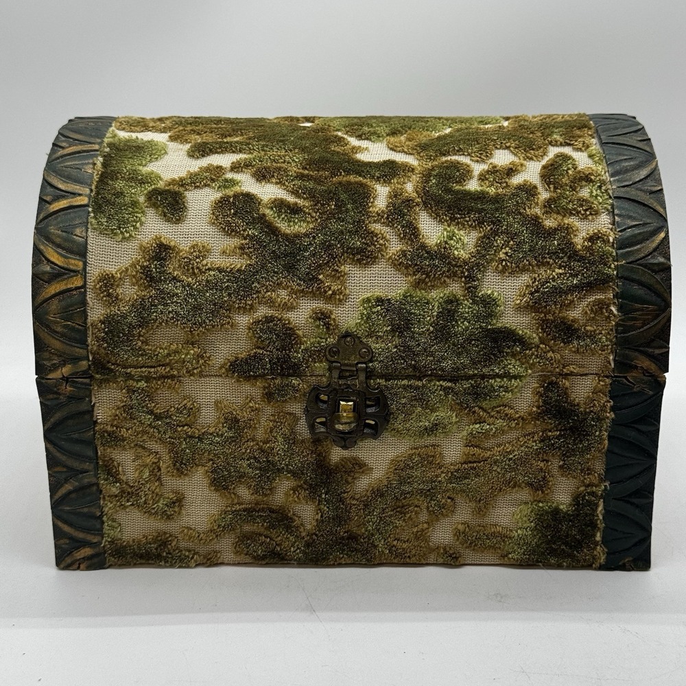 Musical Jewelry Box Green Velvet Wood Treasure Chest Style Japan Vtg Works VIDEO